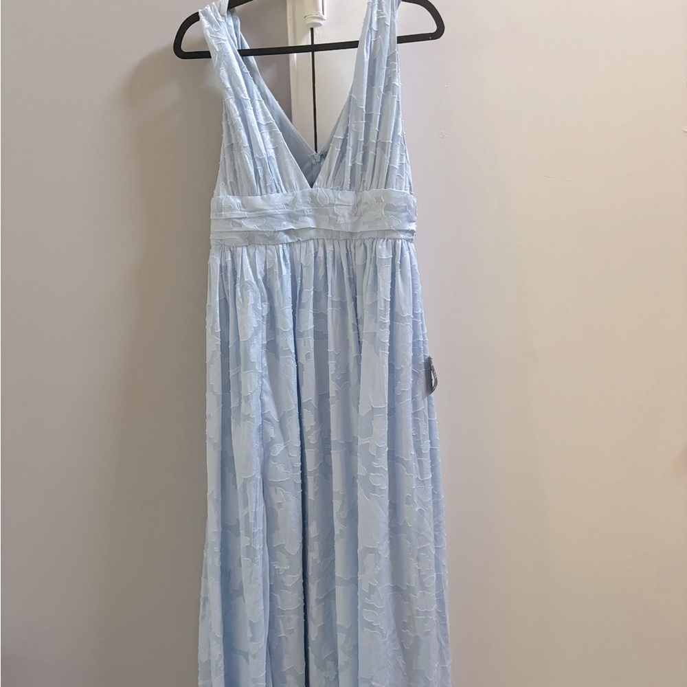 Lulu’s formal blue dress